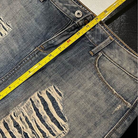 Distressed Esprit denim skirt - Picture 6 of 7